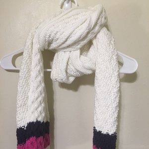 Tommy Hilfiger  Scarf